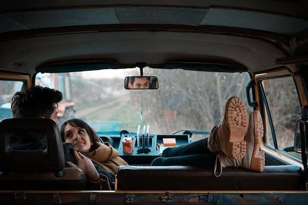 Comment préparer un voyage léger : conseils pratiques pour alléger votre bagage